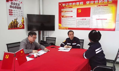 周金平到新疆宜化走訪(fǎng)調(diào)研 與廣大干部職工貼心交流(圖1)