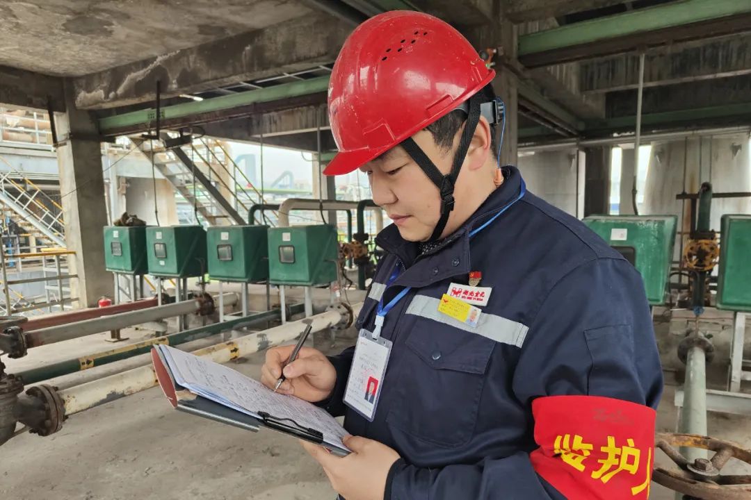 【宜化榜樣】股份公司馬向勇：潛心鉆研，讓青春在奮進(jìn)中閃耀(圖4)