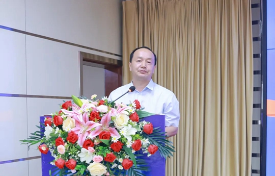 增值引領(lǐng)共贏疆來！2024宜化宜冠滴品牌戰(zhàn)略發(fā)布會在新疆輪臺縣成功舉行(圖3)