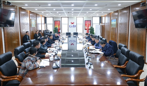宜昌市國資委黨委書記、主任黃智華一行到宜化集團(tuán)調(diào)研