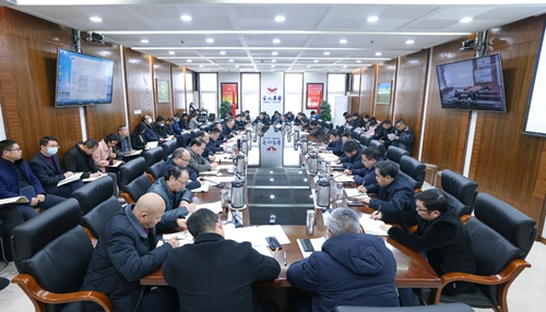 集團(tuán)黨委傳達(dá)學(xué)習(xí)中央和省市紀(jì)委全會(huì)精神，安排部署貫徹落實(shí)工作