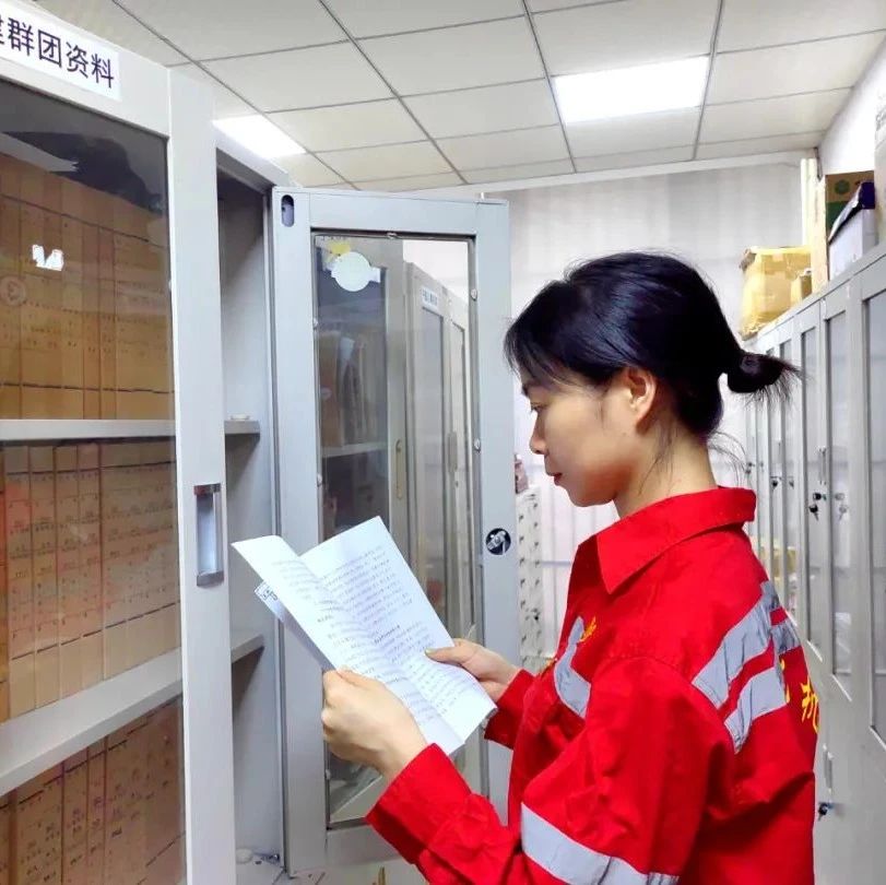 【宜化榜樣】化機公司李丹：提升素質(zhì)強技能，勇于奉獻顯擔當